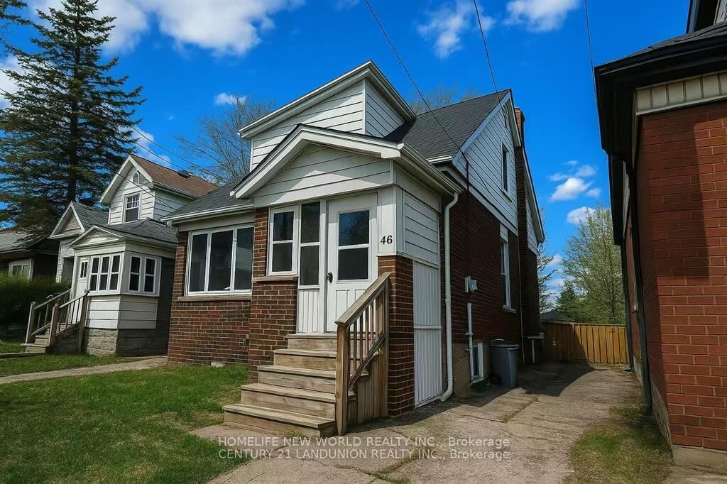 Property Photo:  46 Arnold Street 2nd Rm 3  ON L8S 1R4 