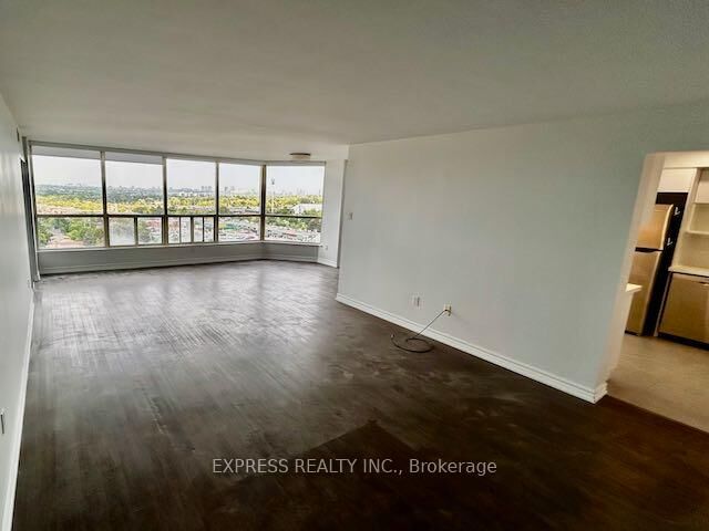 Property Photo:  7300 Yonge Street 1207  ON L4J 7Y5 