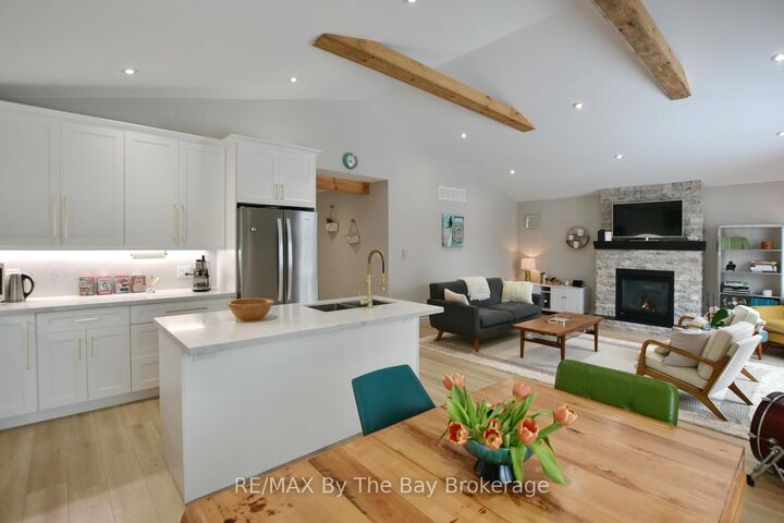 Property Photo: 16 Caribbean Drive ON L9Z 2W3