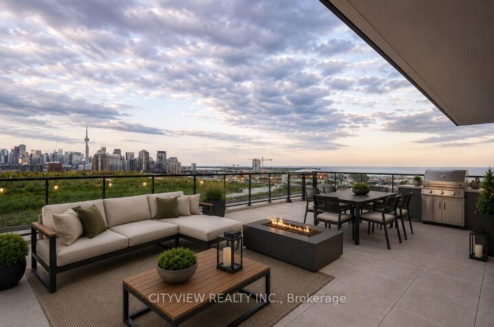 285 Dufferin Street 1402 — photo 1