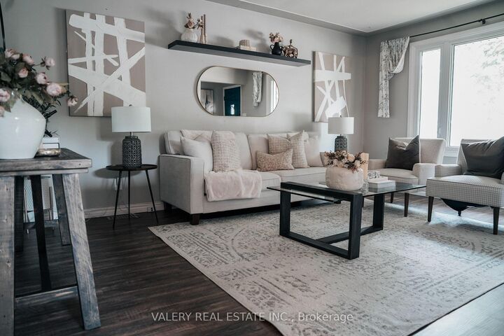 Property Photo: 270 Cyrus Street ON N3H 1H3