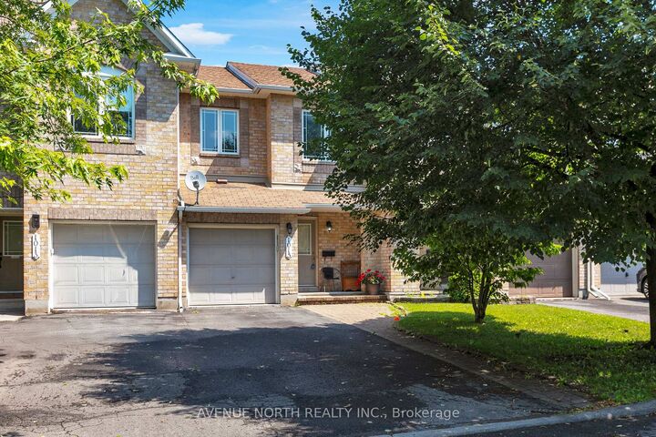 1015 Candlewood Street — photo 1
