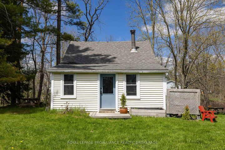 Property Photo:  5954 First Lake Road  ON K0H 2W0 