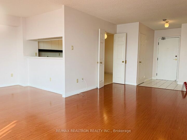 Property Photo:  7805 Bayview Avenue 714  ON L3T 7N1 