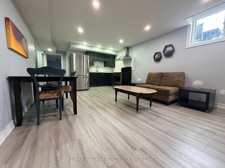 Property Photo:  5622 Osprey Avenue Lower  ON L2H 0G1 