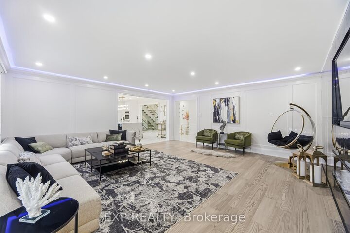 Property Photo: 265 Wycliffe Avenue ON L4L 3N7