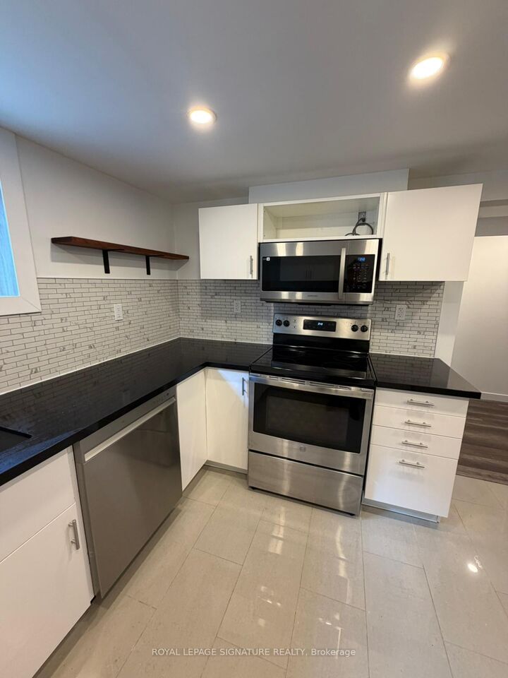 Property Photo:  9 Fieldway Drive  ON L9A 2L2 