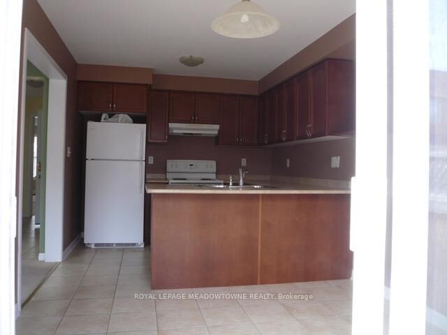 Property Photo:  1062 Wickson Way  ON L9T 6Y4 