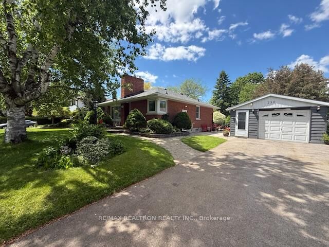 Property Photo:  250 Meadow Road  ON L1N 3K2 