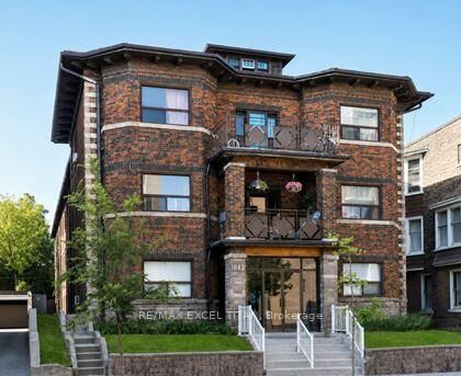 Property Photo:  1643 Bloor Street W 208  ON M6P 1A6 