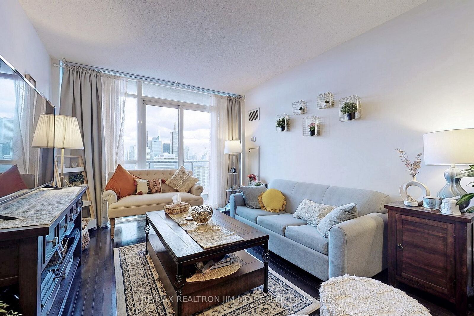 Photo de la propriété:  21 Carlton Street 3809  ON M5B 1L3 