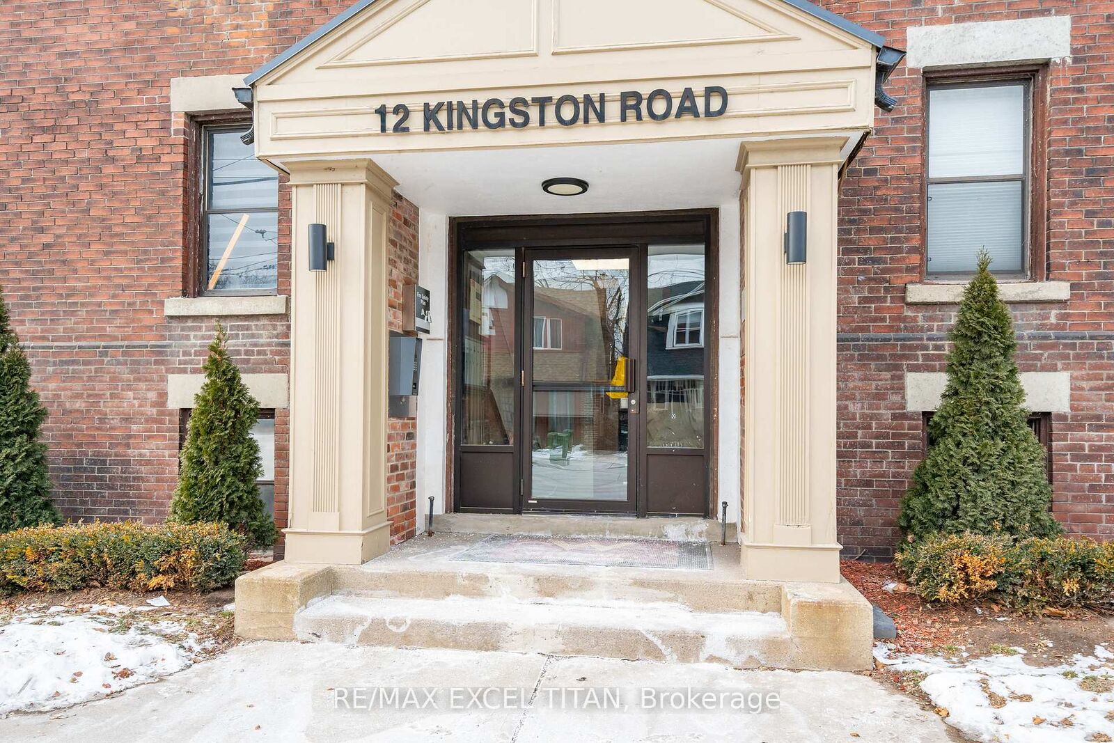 Property Photo:  12 Kingston Road 76  ON M4L 2S4 