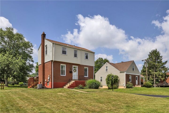 Property Photo: 610 Patterson Rd PA 15102