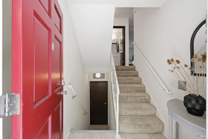 Property Photo:  81 Corte Lenosa D  CA 94904 