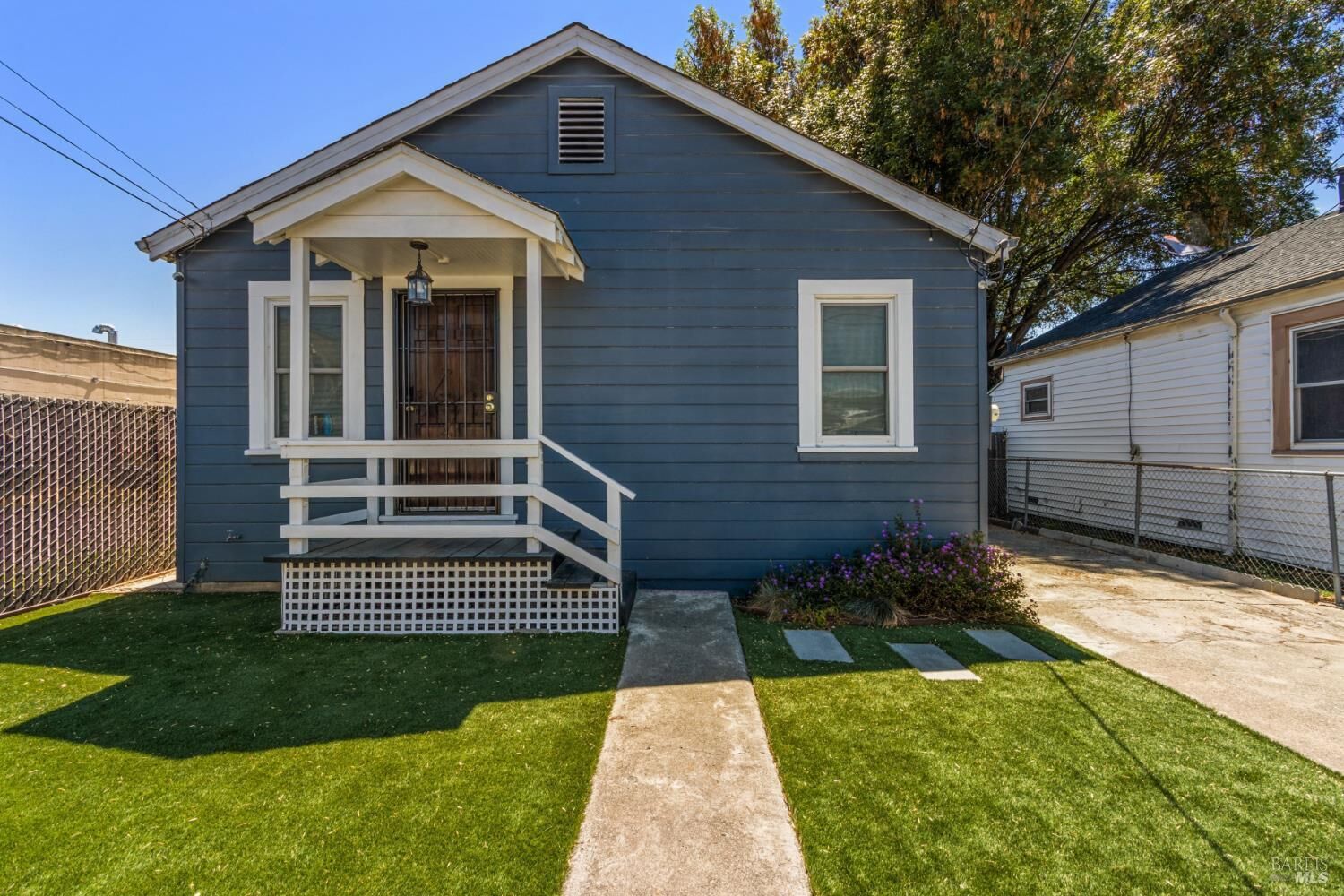 Property Photo: 10017 Pippin Street CA 94603