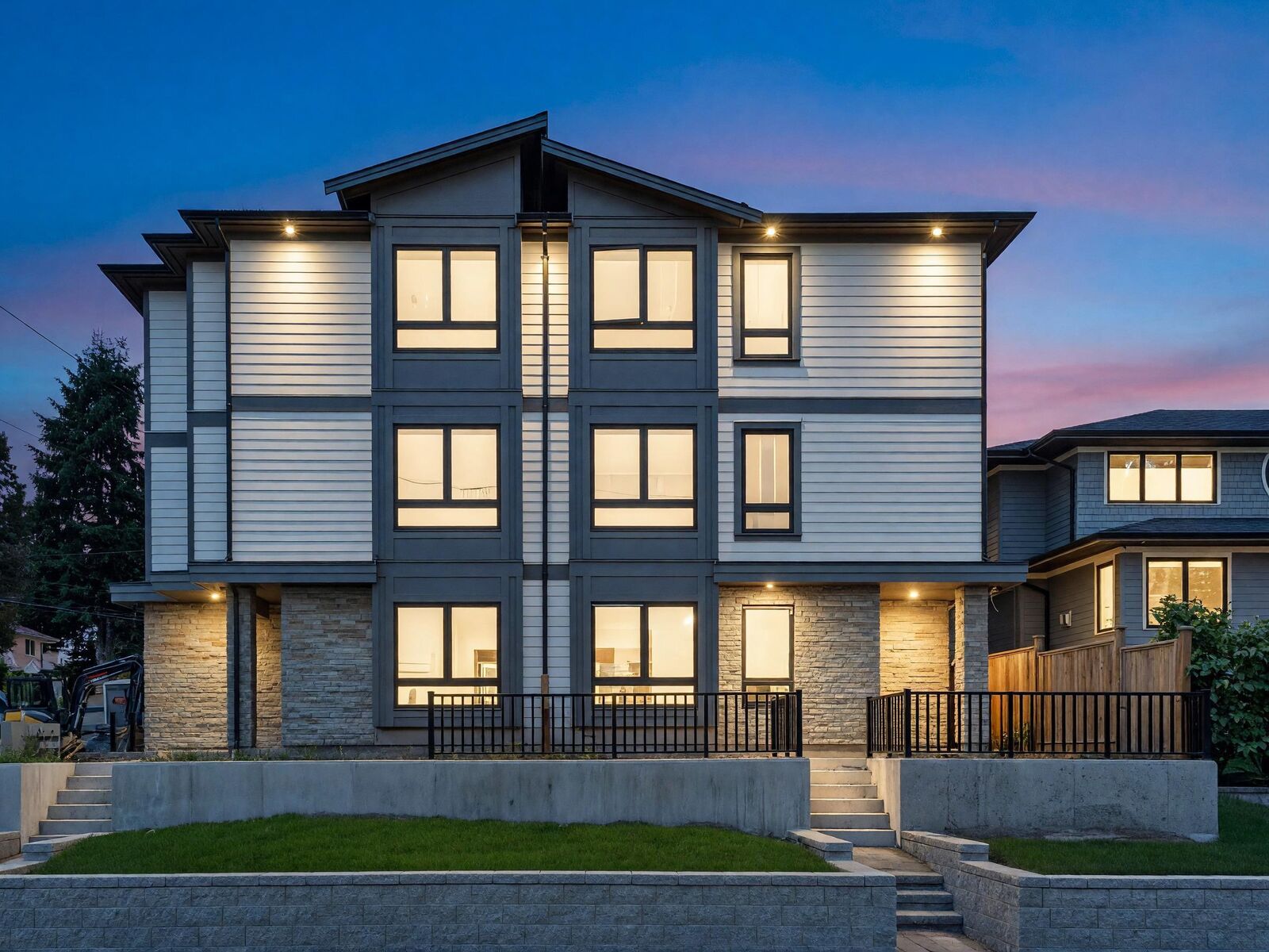 Property Photo: 5915 Keith Street 2 BC V5J 3C8