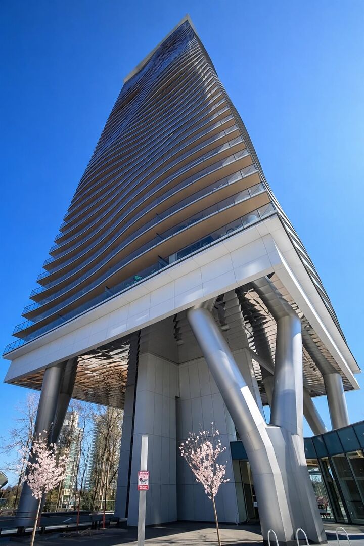 4890 Lougheed Highway 4307 — photo 1