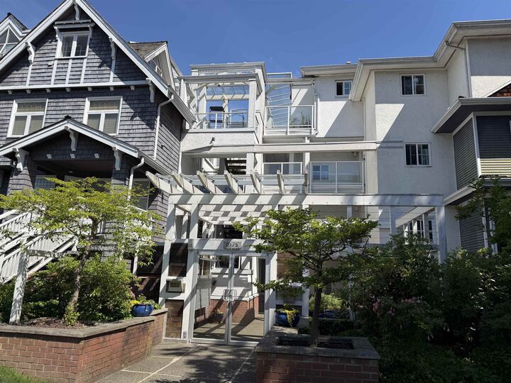 Property Photo:  2175 W 3rd Avenue 313  BC V6K 1L2 