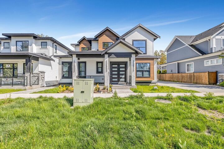88 171 Street — photo 1