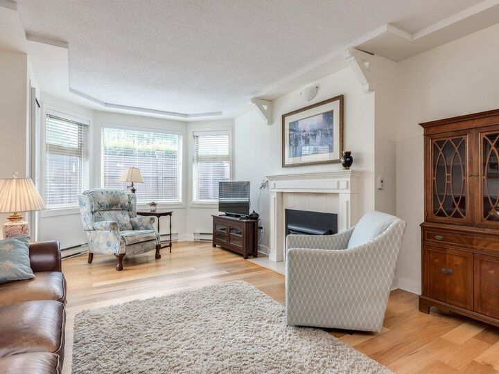 4821 53 Street B207 — photo 1