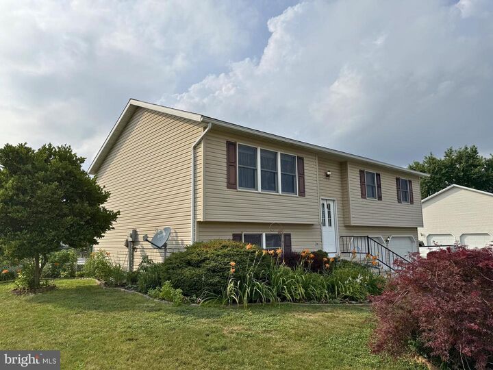 Property Photo: 274 Pattison Drive PA 17257