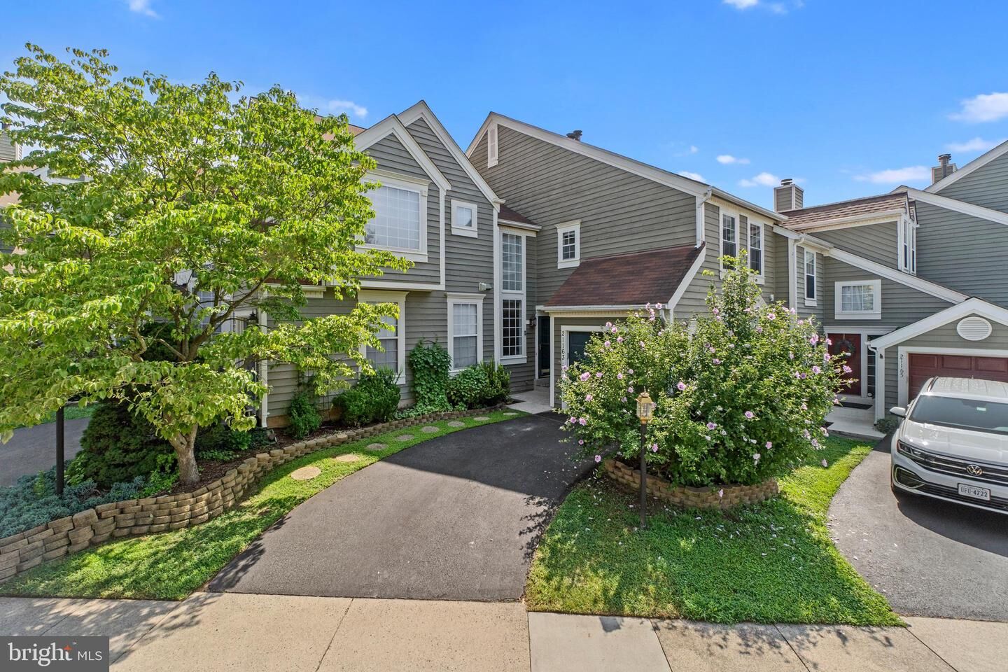 Property Photo: 21163 Crocus Terrace VA 20147