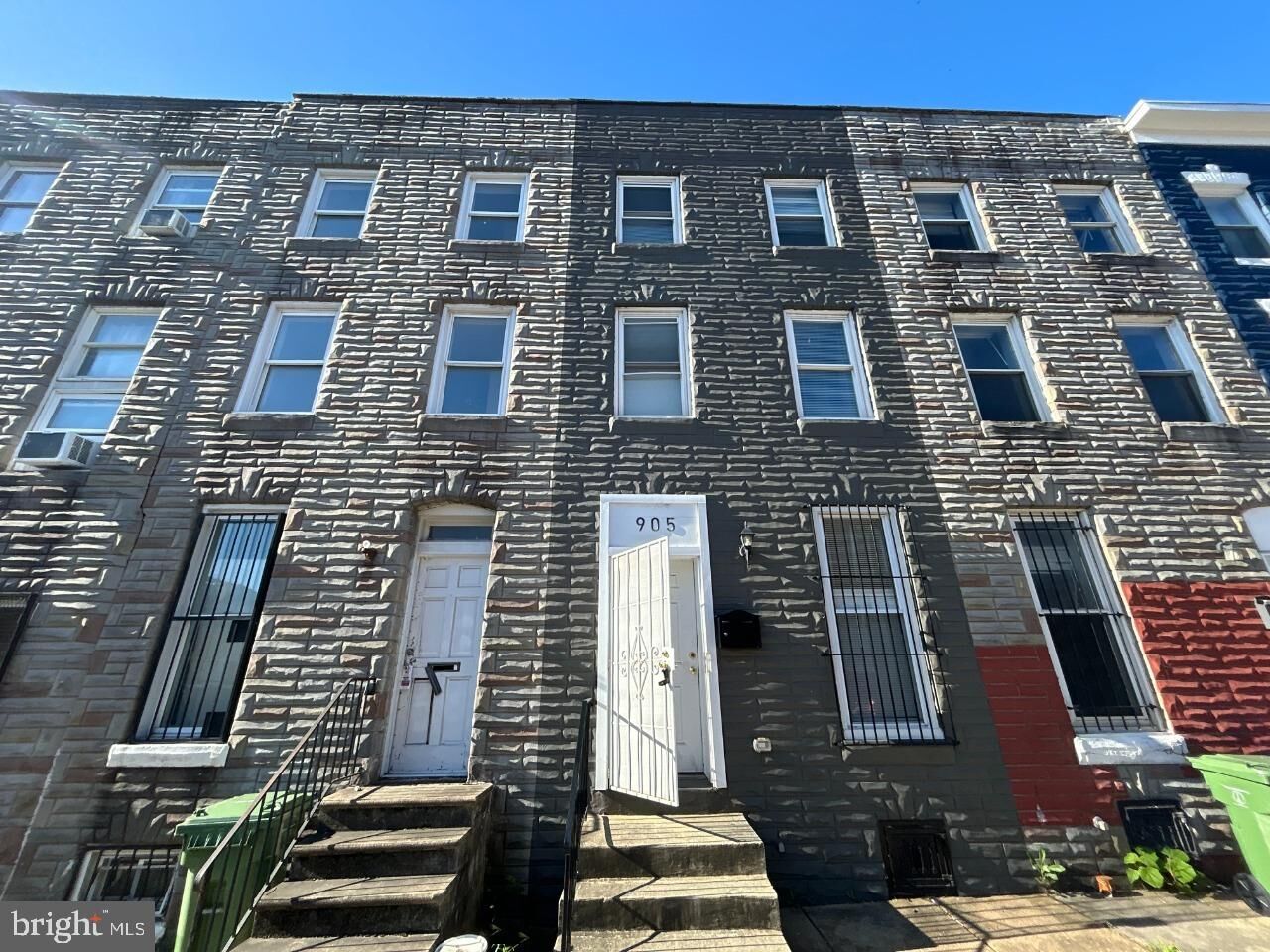 Property Photo: 905 Bennett Place MD 21223