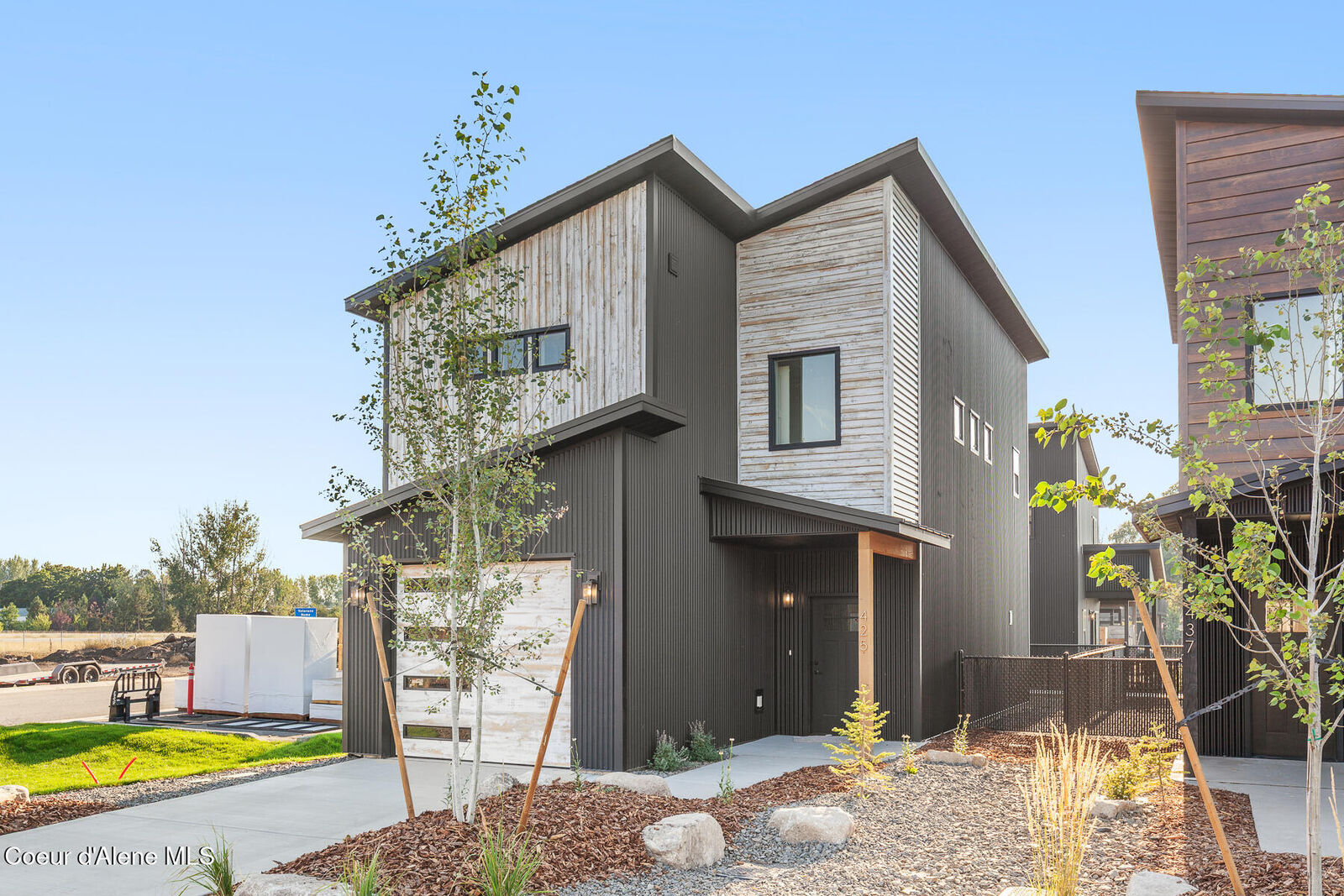 Property Photo:  425 N Wylder Lp  ID 83854 