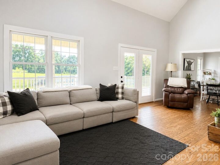 Property Photo: 1380 3rd Creek Church Road NC 27013