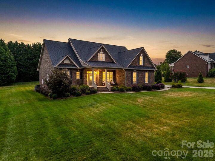 Property Photo:  722 Cedar Hill Drive  NC 28152 