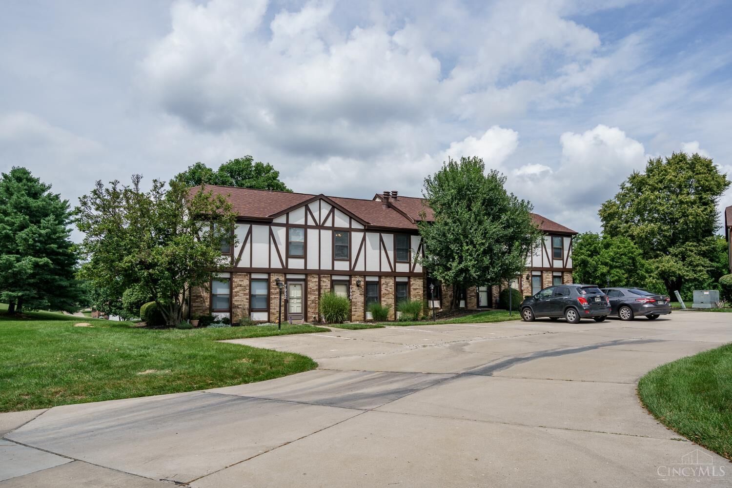 Property Photo:  7980 Tall Timbers Drive  OH 45052 