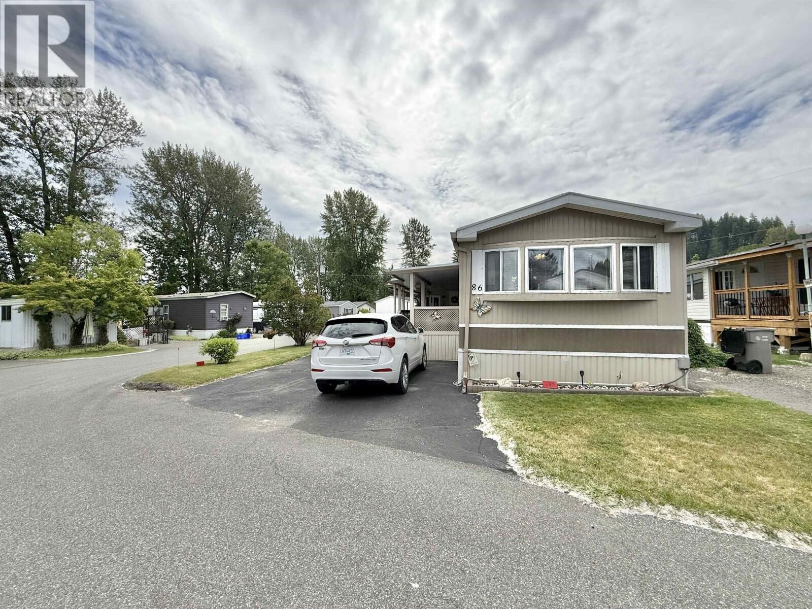 Property Photo:  684 North Fraser Drive 86  BC V2J 1Z6 