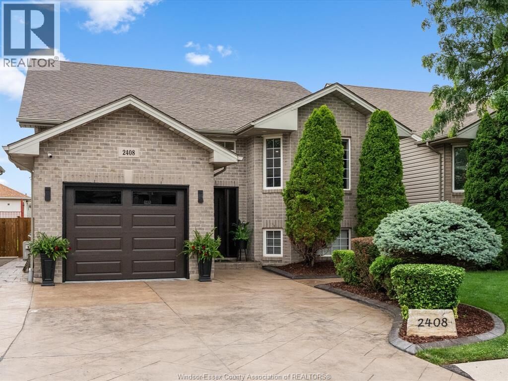 Property Photo: 2408 Waterford Avenue ON N8P 1S1