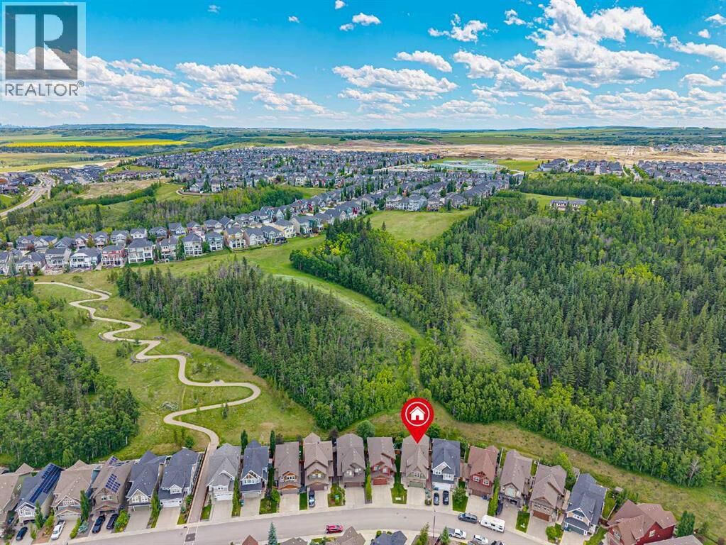 Property Photo:  81 Riviera Crescent  AB T4C 0T6 