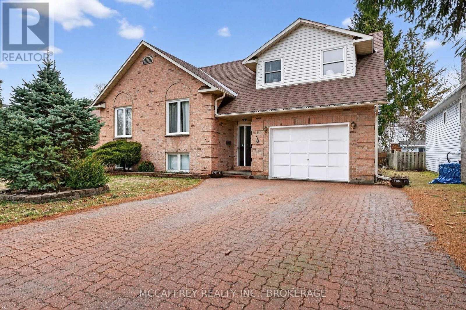 Property Photo: 1311 Cuthbertson Avenue ON K6V 6Y2