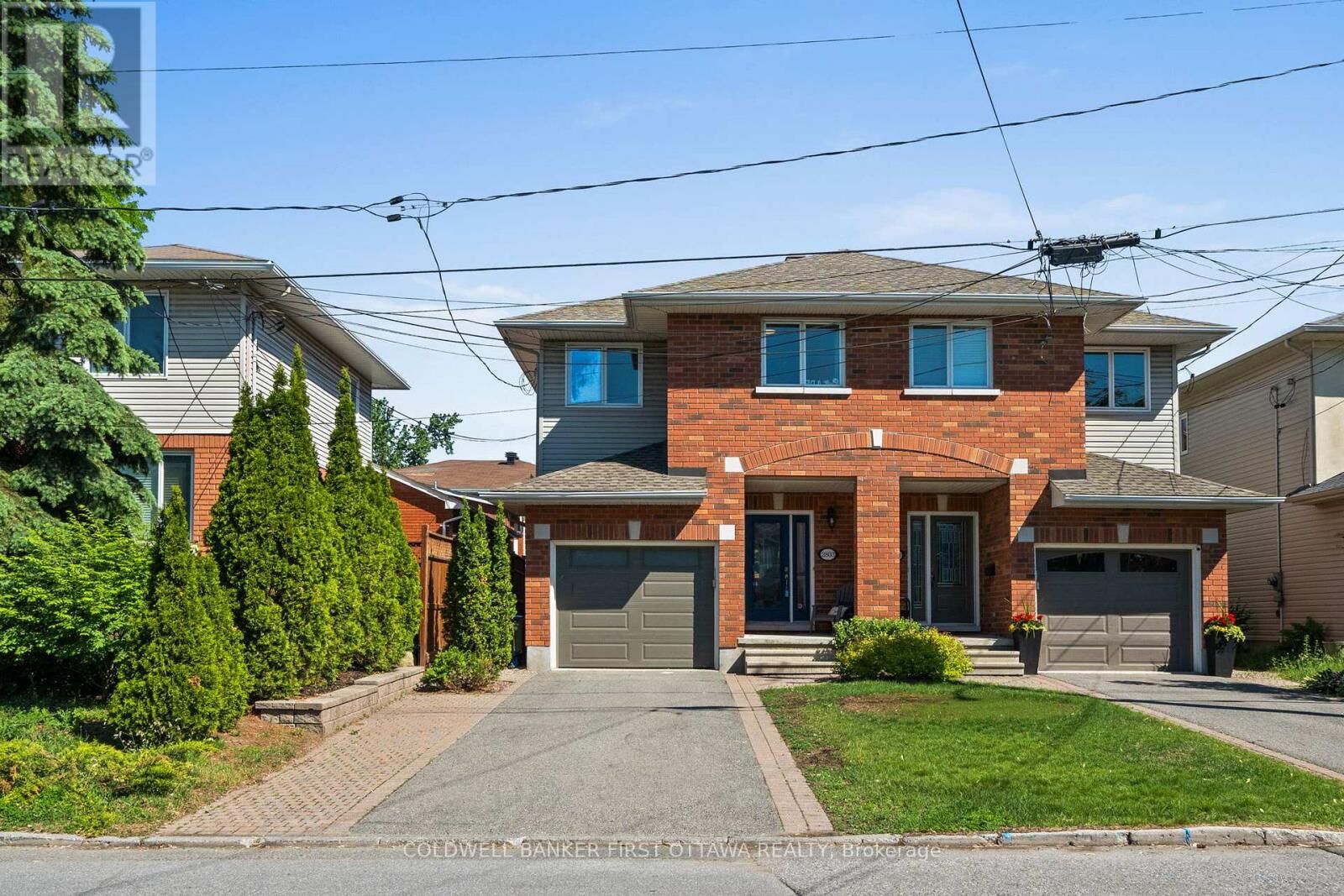 Property Photo: 2803 St. Stephen's Street ON K2B 1B6