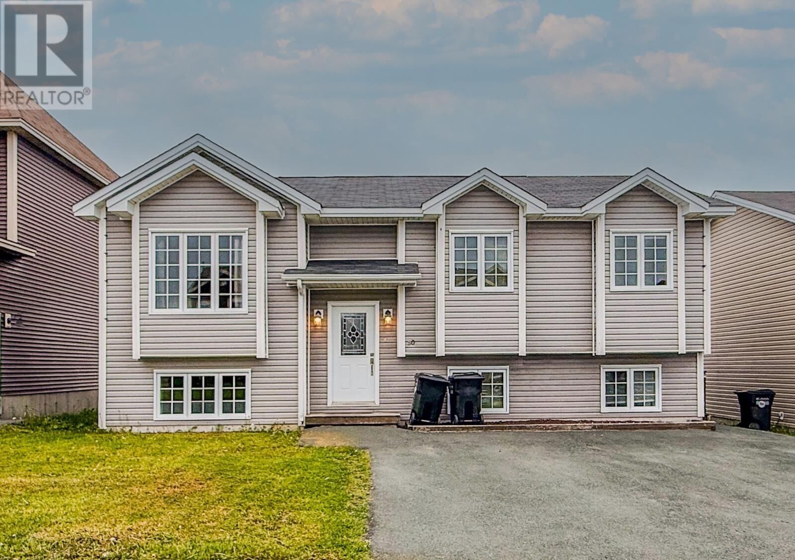 Property Photo: 50 Orlando Place NL A1B 0N6