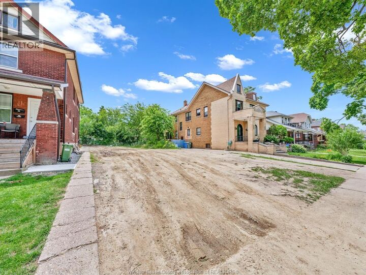 Property Photo:  421 Partington Avenue  ON N8W 3S1 