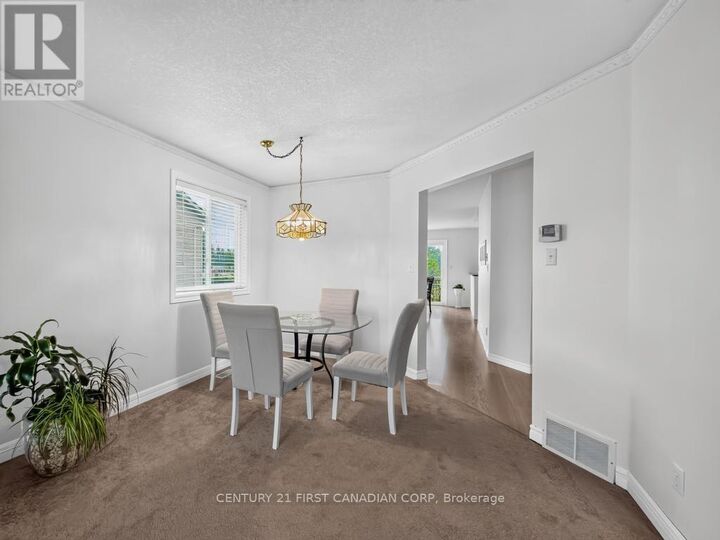 Property Photo:  257 Fennel Street  ON N0J 1S0 