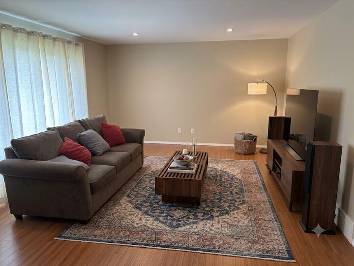 Property Photo: 106 5th Avenue MB R0C 1B0