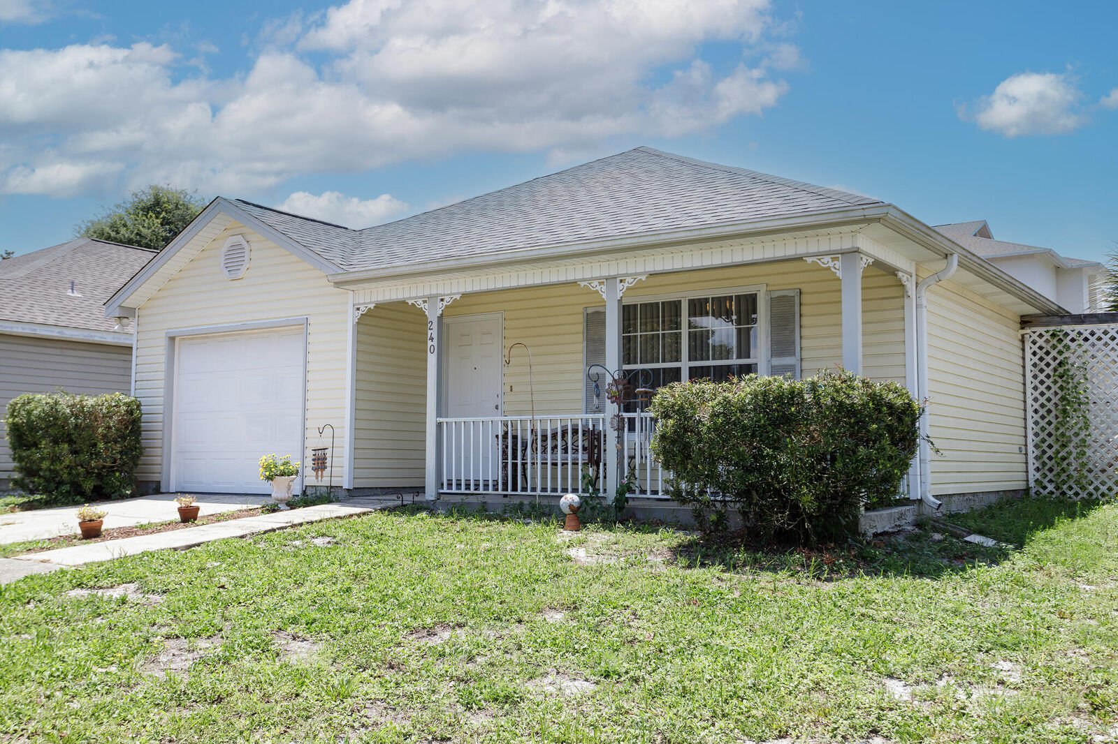 Property Photo: 240 Bent Arrow Drive FL 32541