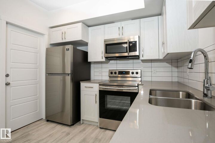 Property Photo:  4321 Cooke Lane SW Bsmt  AB T6W 4M7 