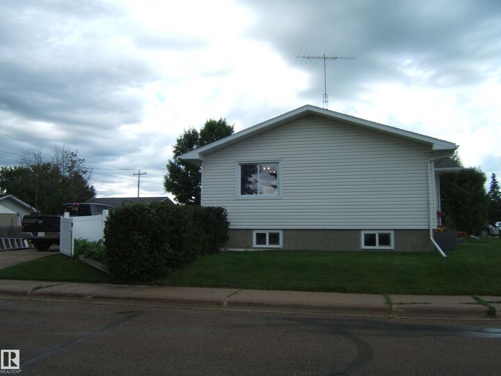 Property Photo:  4337 48A Street  AB T9C 1B2 