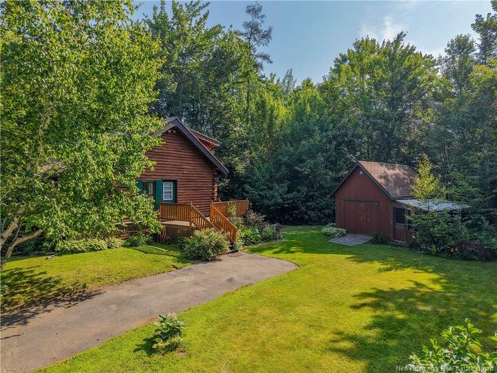 Photo de la propriété: 2112 Hanwell Road NB E3C 1M8