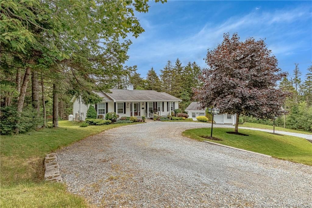 Property Photo:  20 Gibbon Avenue  NB E2N 1N8 