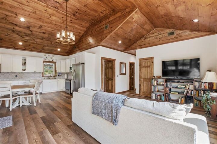 Property Photo:  245 Lucille Avenue  GA 30540 