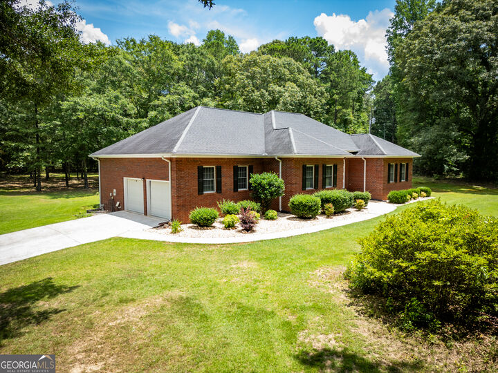 Property Photo:  606 Higgins Road  GA 30233 