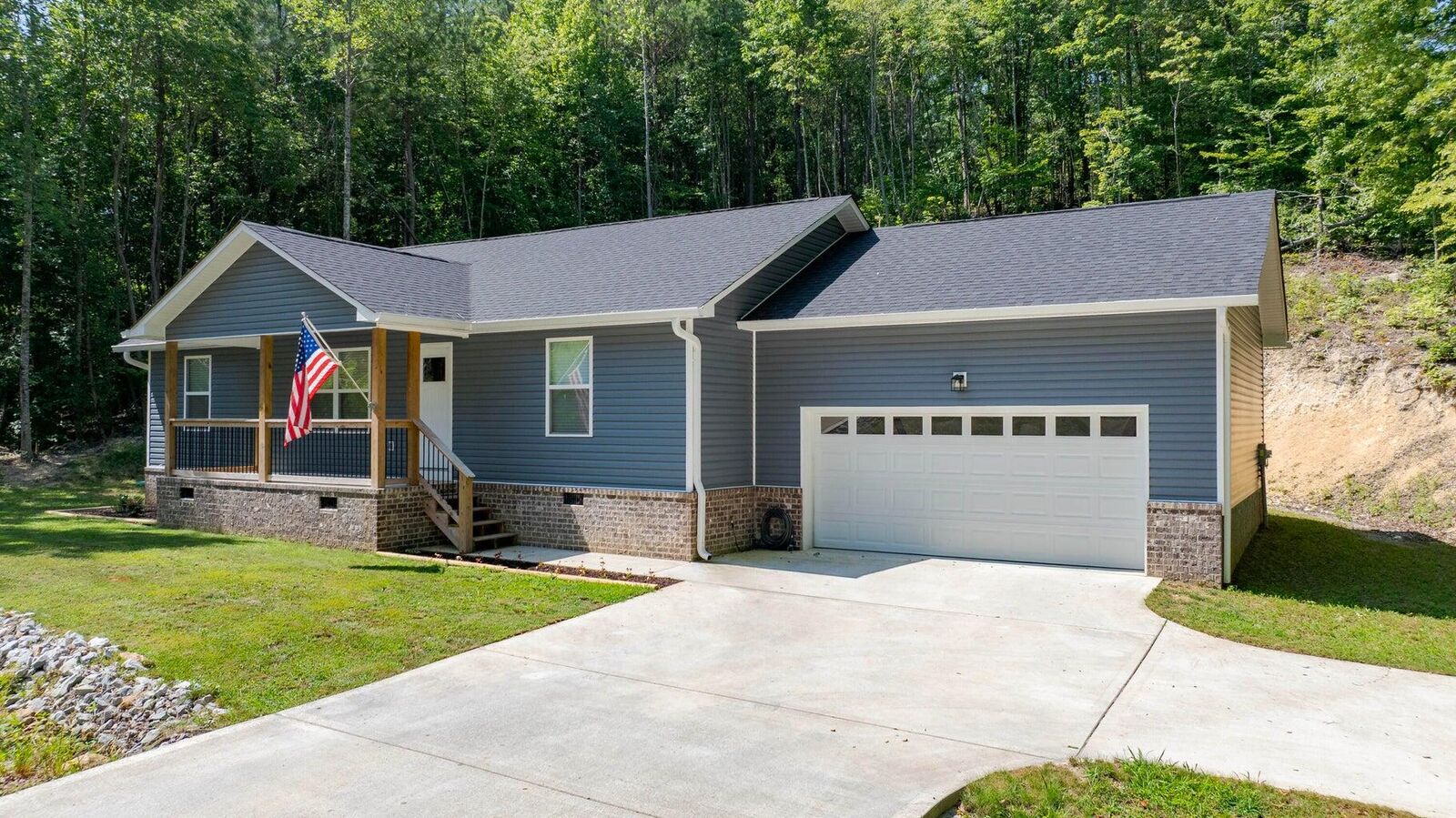 Property Photo:  380 Earl Broady Road  TN 37332 