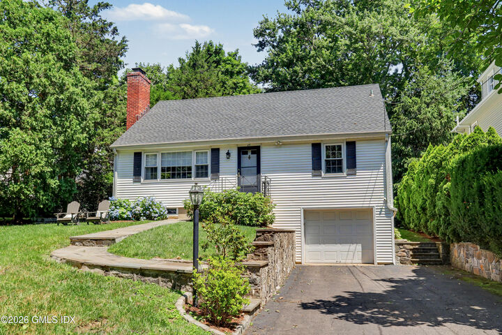 Property Photo:  25 Westview Place  CT 06878 