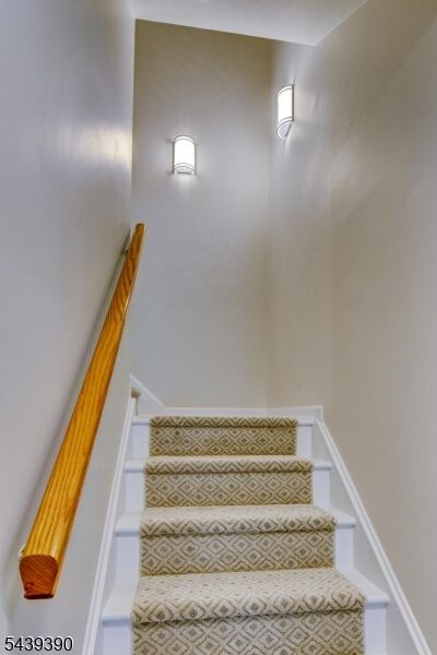 Property Photo:  187 Terrace Dr 187  NJ 07928 
